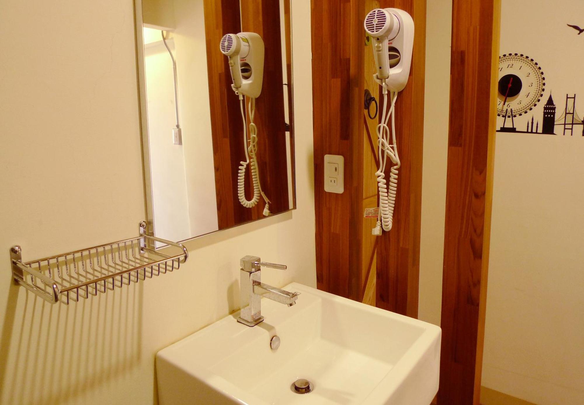 Knock Knock Hostel Kaohsiung Dış mekan fotoğraf