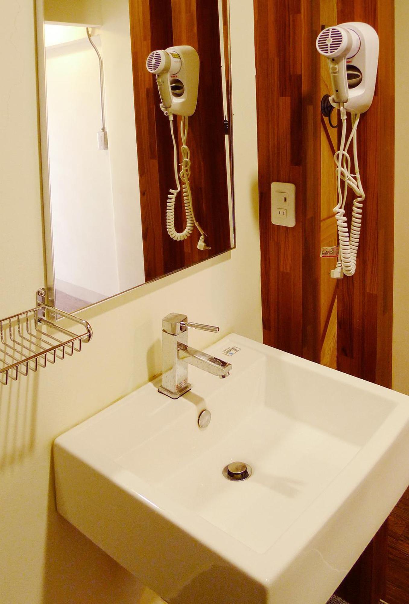 Knock Knock Hostel Kaohsiung Dış mekan fotoğraf