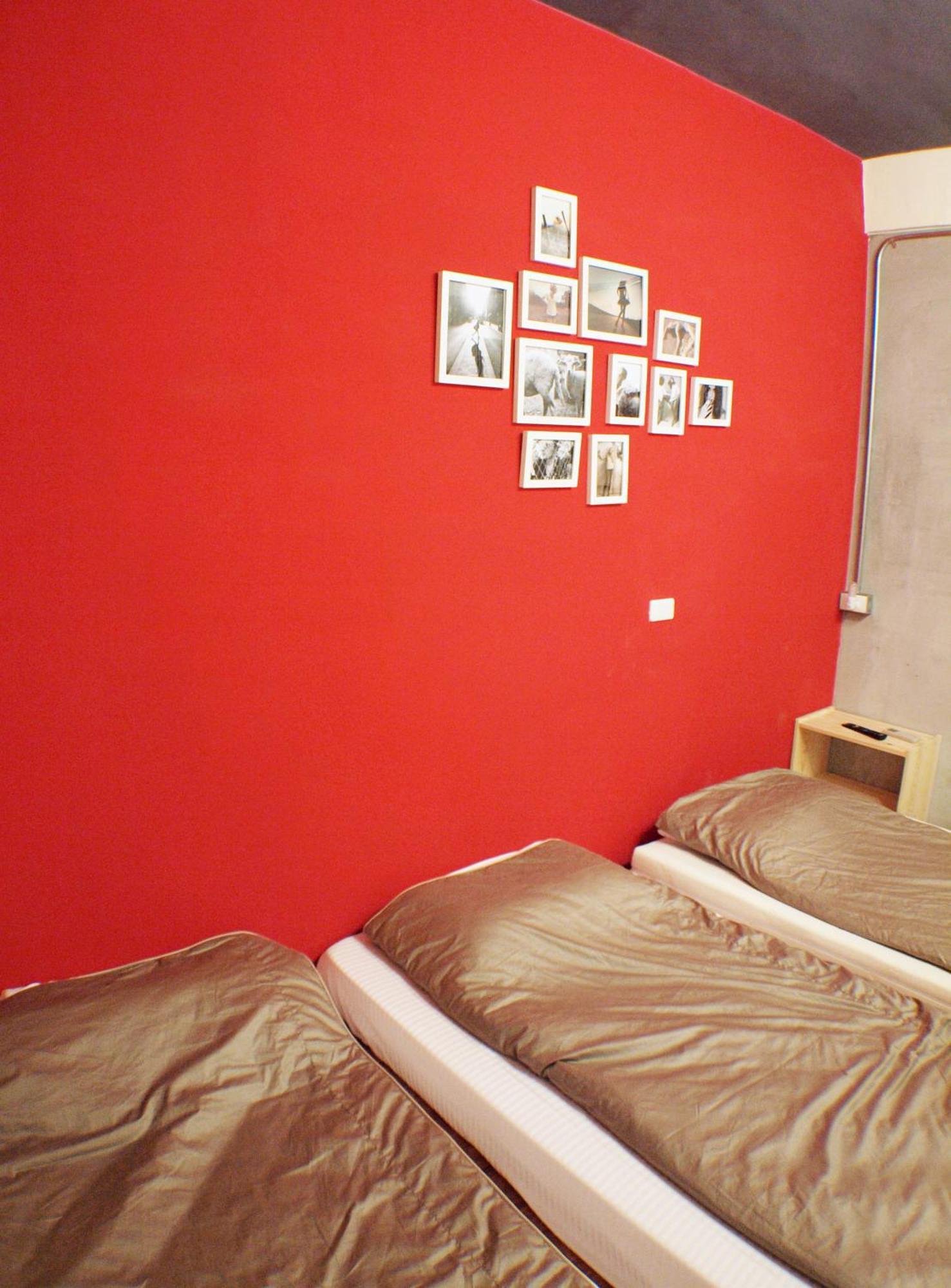 Knock Knock Hostel Kaohsiung Dış mekan fotoğraf
