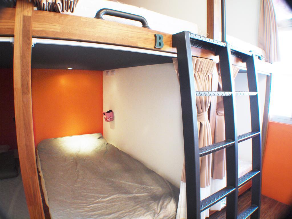 Knock Knock Hostel Kaohsiung Dış mekan fotoğraf