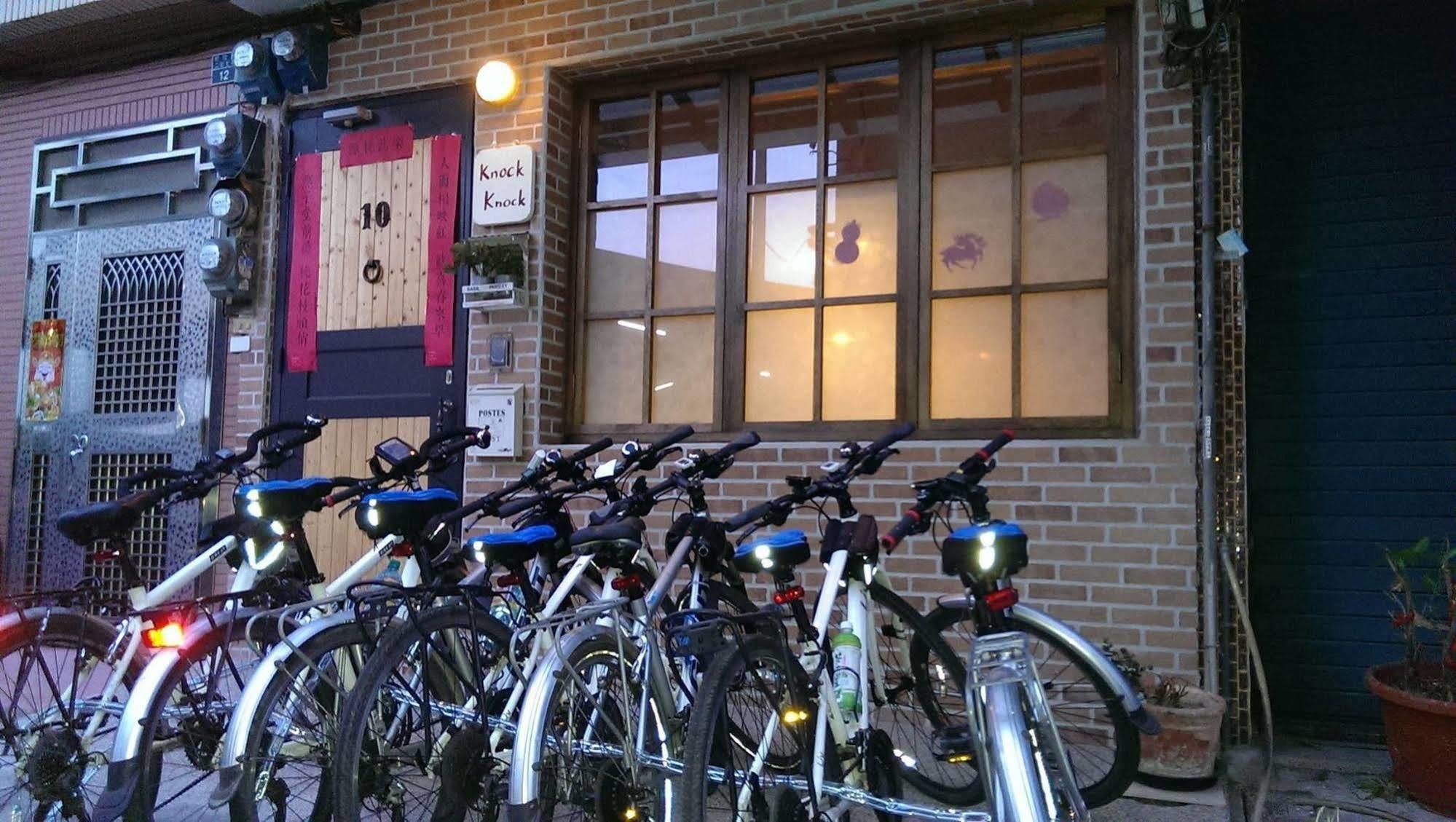Knock Knock Hostel Kaohsiung Dış mekan fotoğraf
