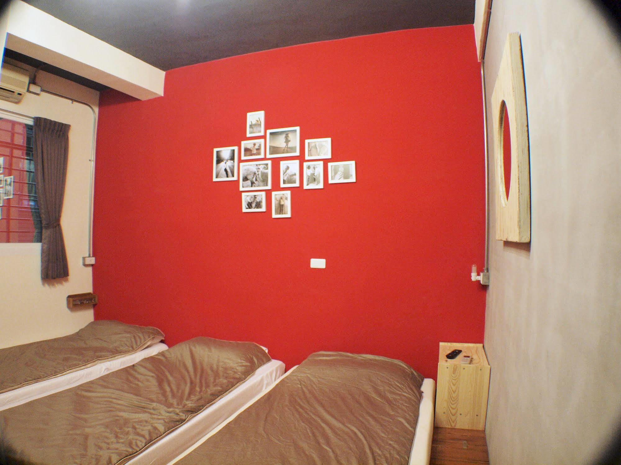 Knock Knock Hostel Kaohsiung Dış mekan fotoğraf