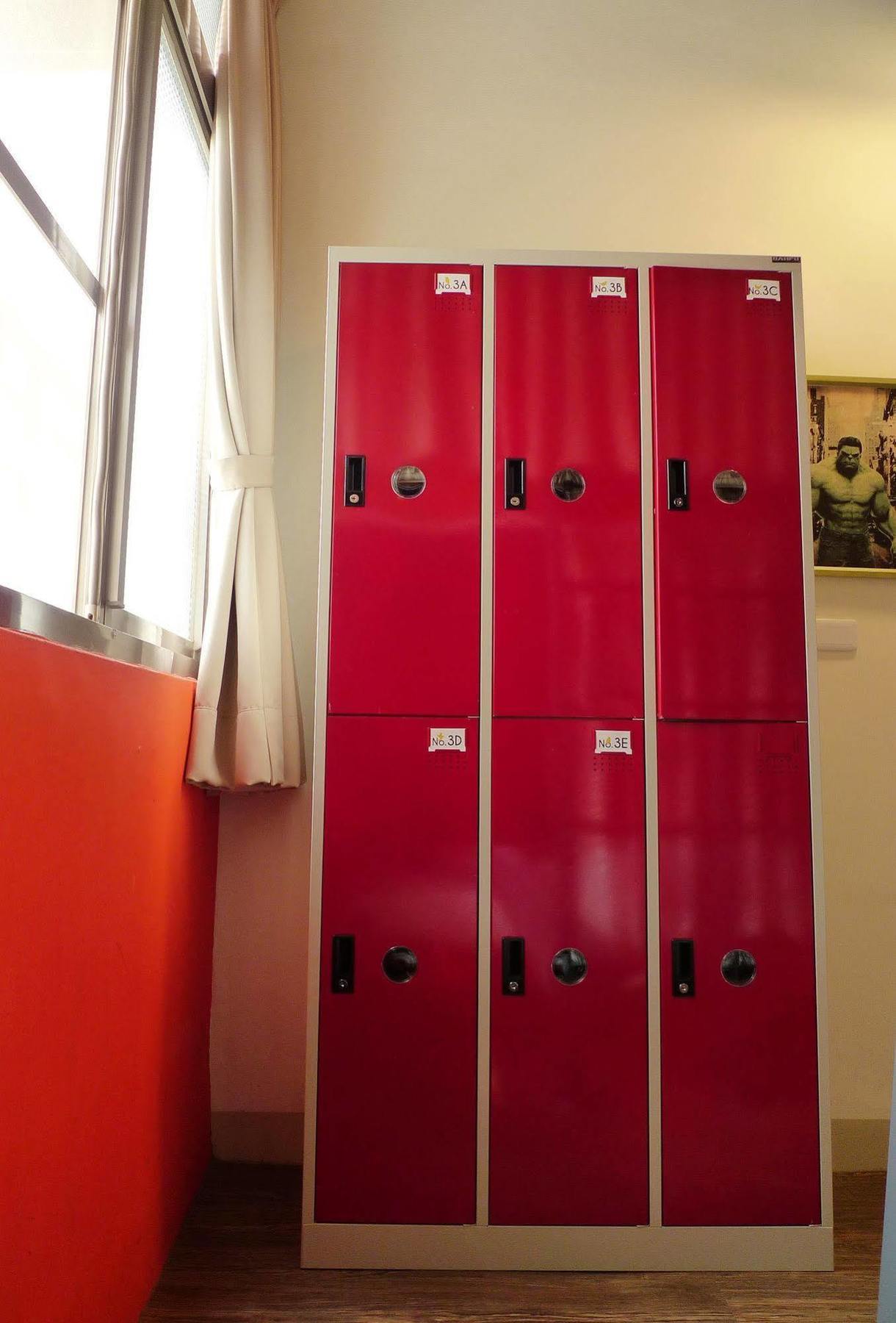 Knock Knock Hostel Kaohsiung Dış mekan fotoğraf