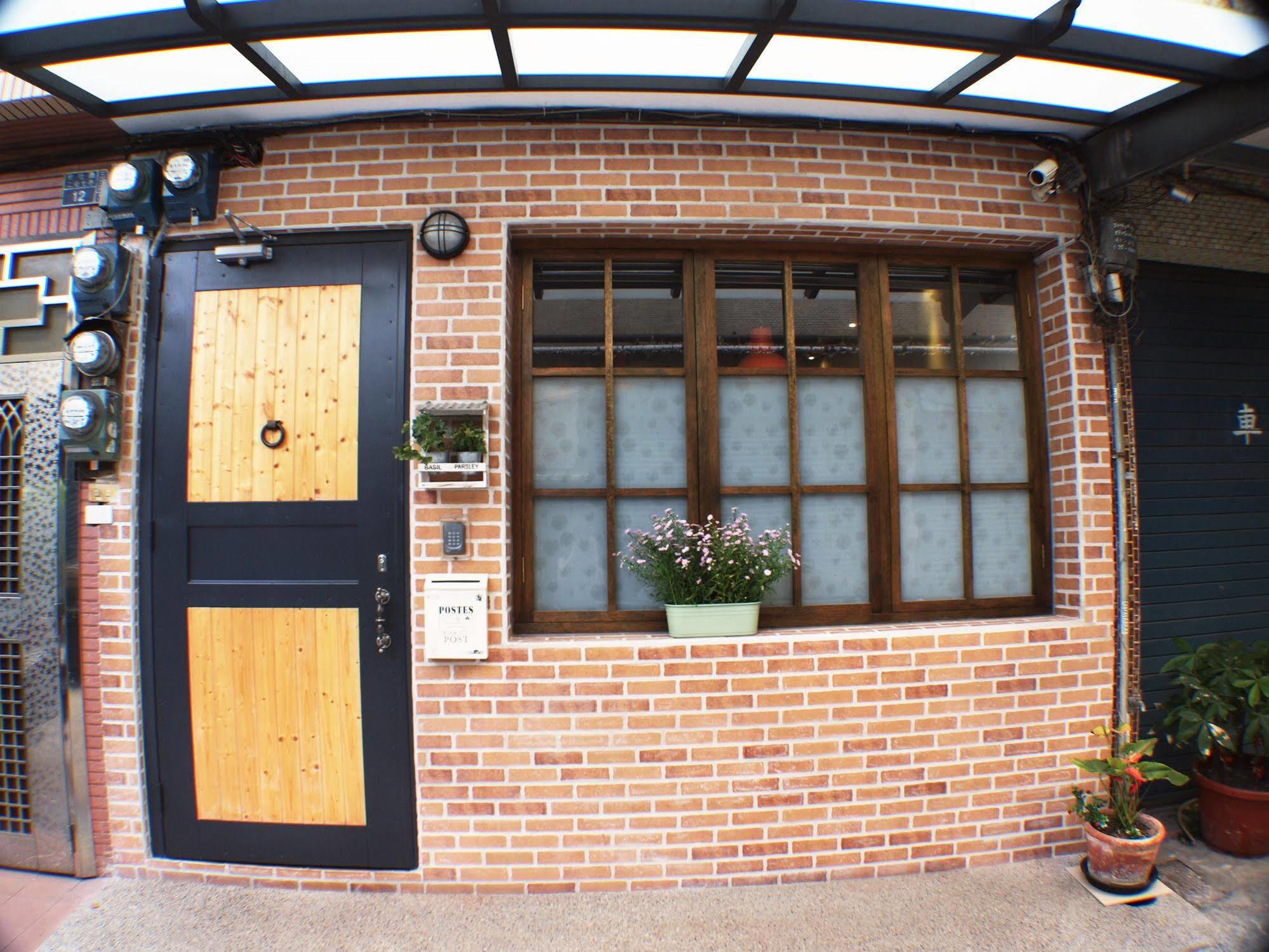 Knock Knock Hostel Kaohsiung Dış mekan fotoğraf