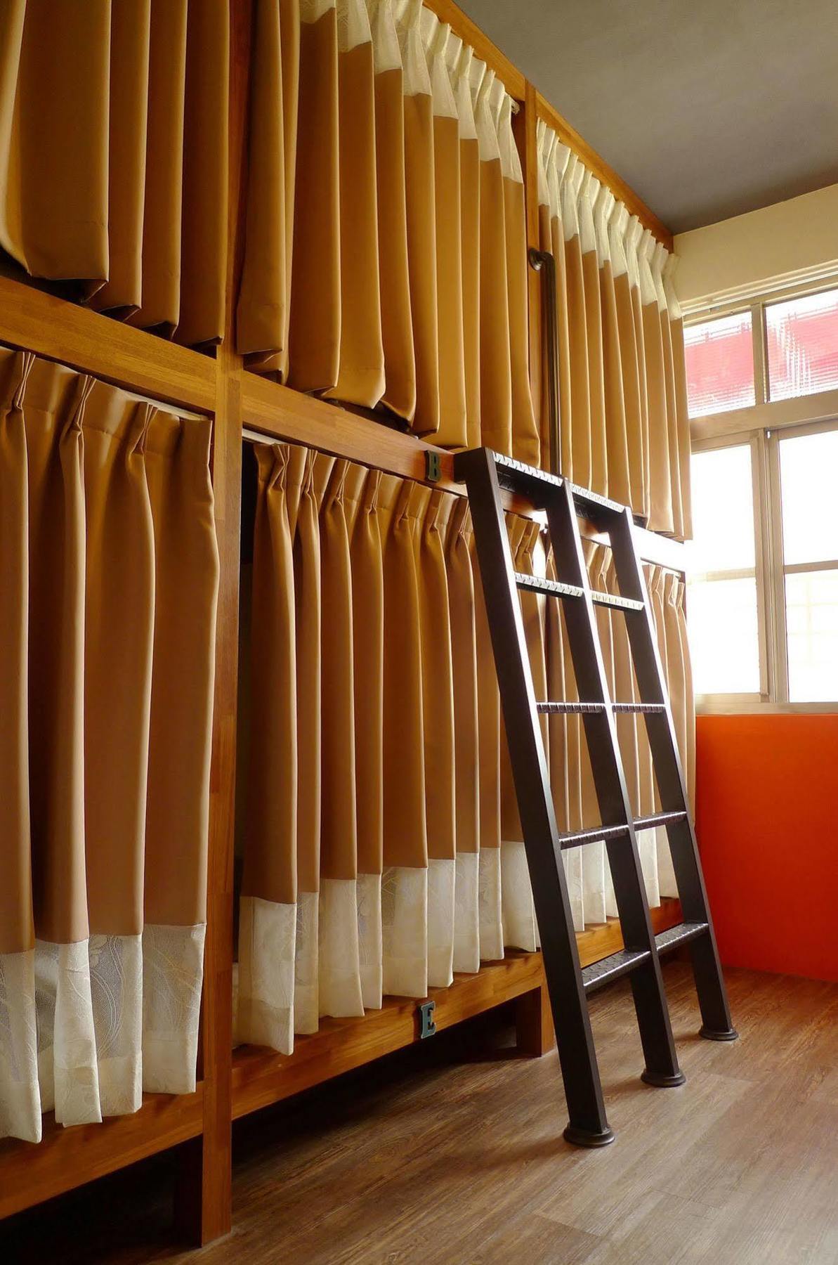 Knock Knock Hostel Kaohsiung Dış mekan fotoğraf
