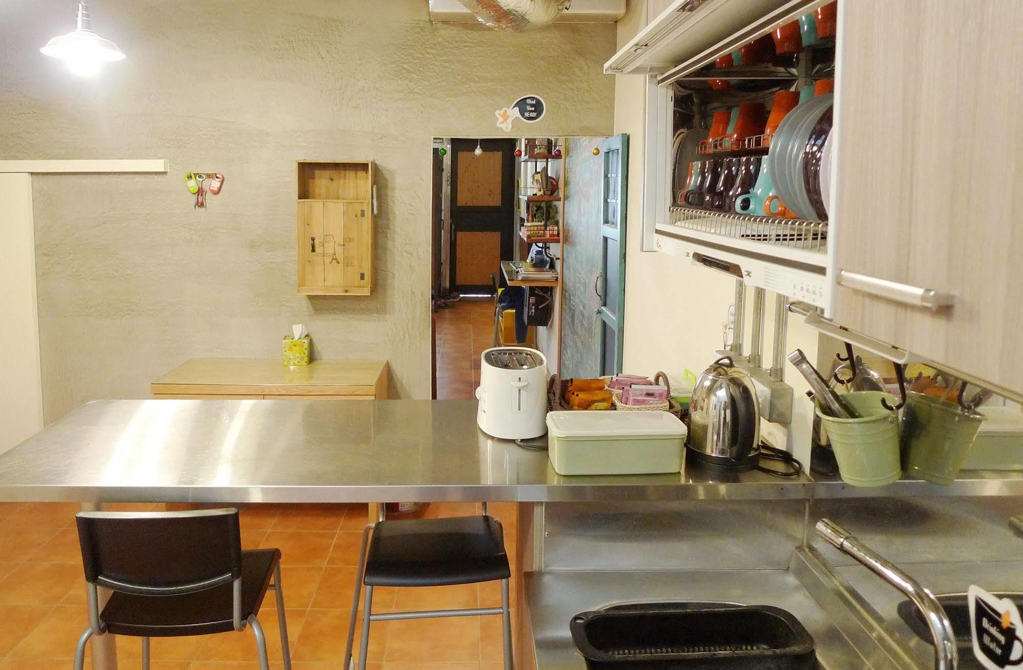 Knock Knock Hostel Kaohsiung Dış mekan fotoğraf